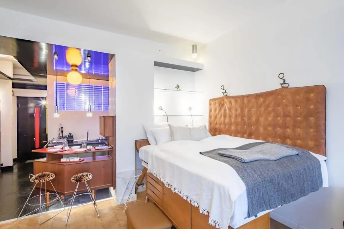 Unique Design - River View With Balcony Apartment Budapest